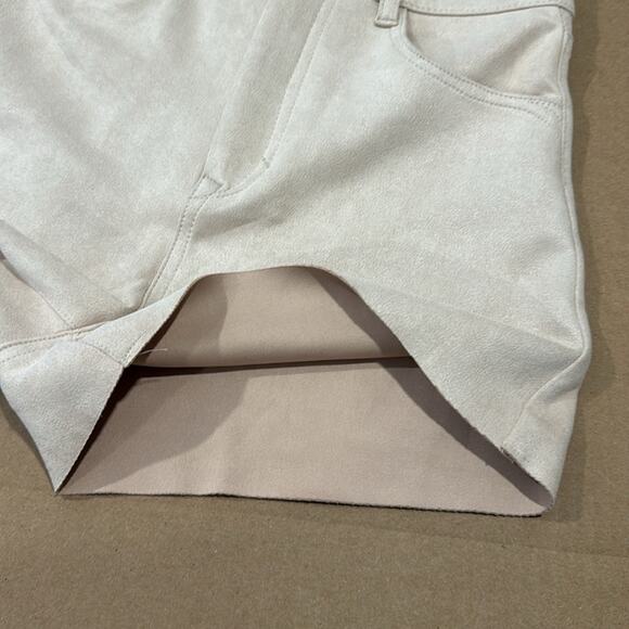 🍁 NWT Zara Faux Suede Neutral Stretch Mini High Waisted Shorts 3142/348/712 XS - Picture 5 of 11